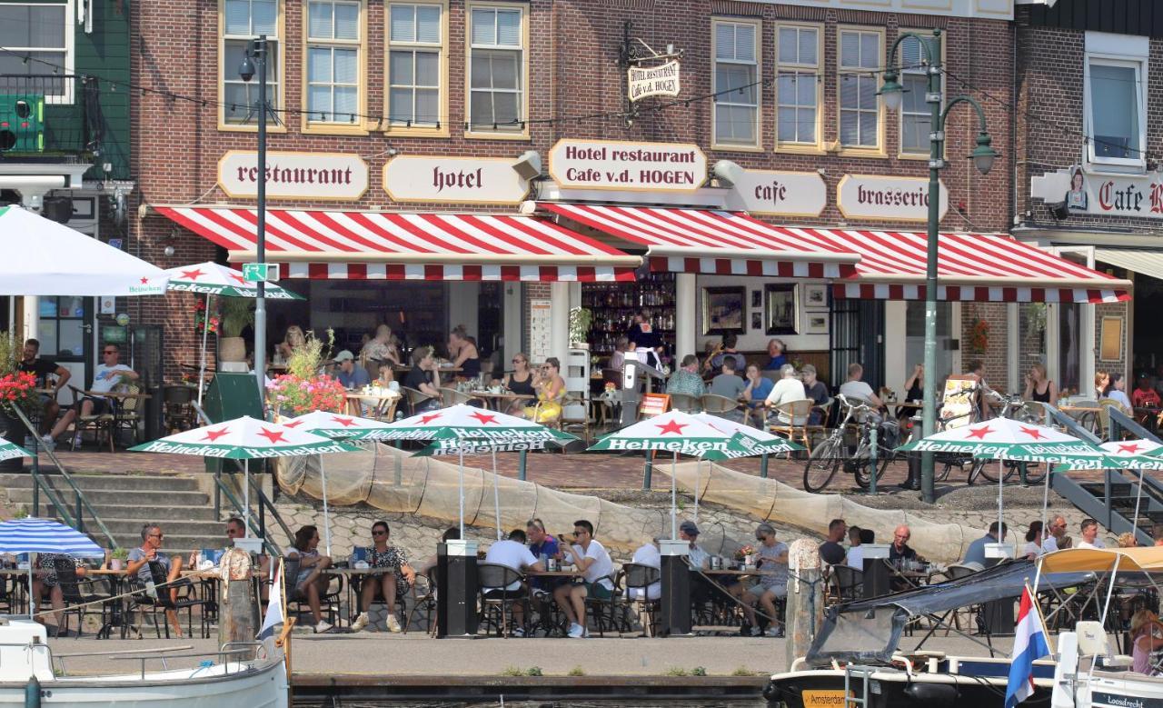 Hotel Cafe Restaurant Van Den Hogen Volendam Exterior photo